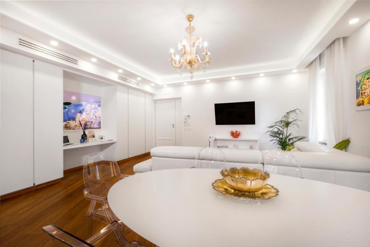 Sorrentovibes - Luxury Home Sea View & Jacuzzi In Sorrento Centre エクステリア 写真