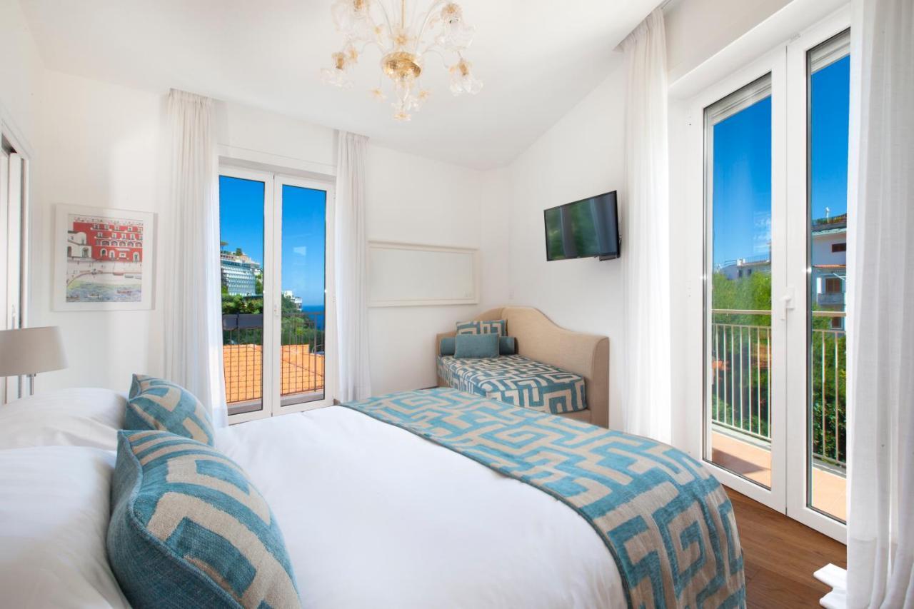 Sorrentovibes - Luxury Home Sea View & Jacuzzi In Sorrento Centre エクステリア 写真